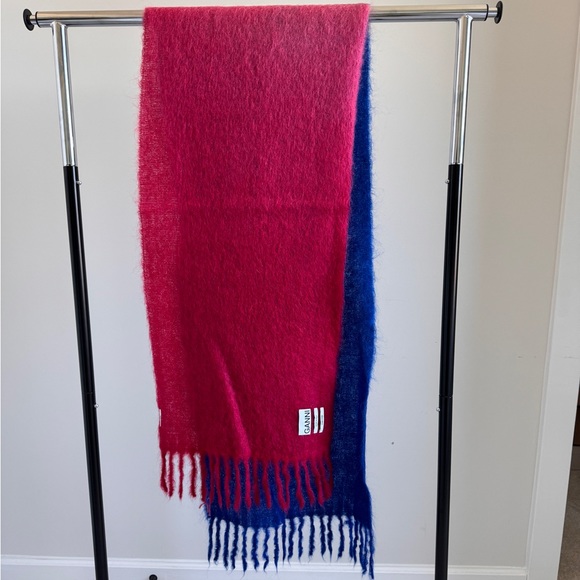 GANNI Mohair Ombré Scarf - Picture 2 of 4